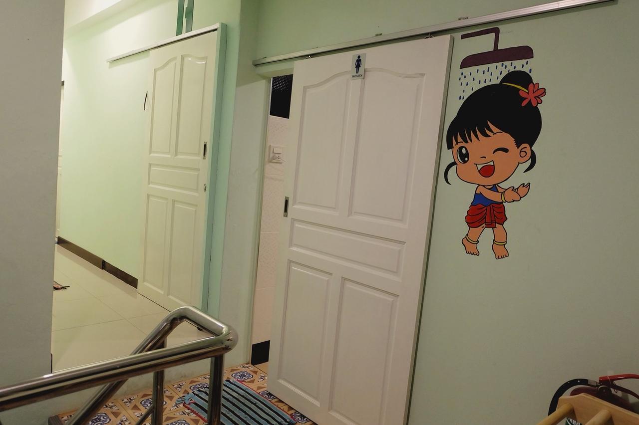 Mahannop Hostel Банкок Екстериор снимка